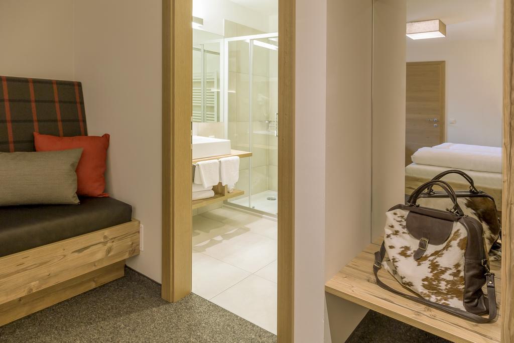 Hotel Anewandter Brunico Habitación foto