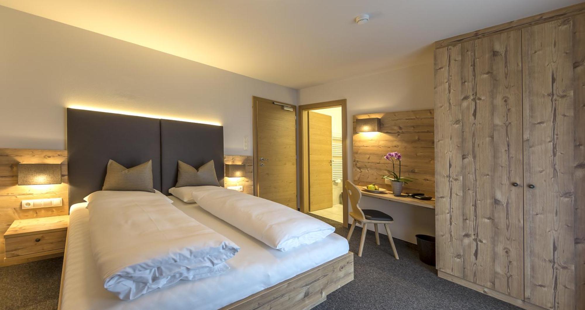 Hotel Anewandter Brunico Habitación foto